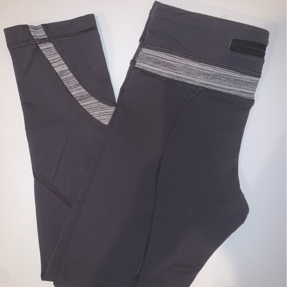 Lulu lemon leggings for sale! Used, but in good condition. Size 4 (Womens)